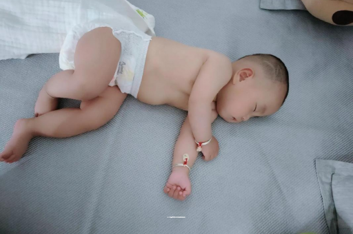 成都宝宝呼吸道感染发烧